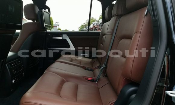 Acheter Occasion Voiture Toyota Land Cruiser Noir à Import - Dubai, Ali Sabieh Region Acheter Occasion Voiture Toyota Land Cruiser Noir à Import - Dubai, Ali Sabieh Region