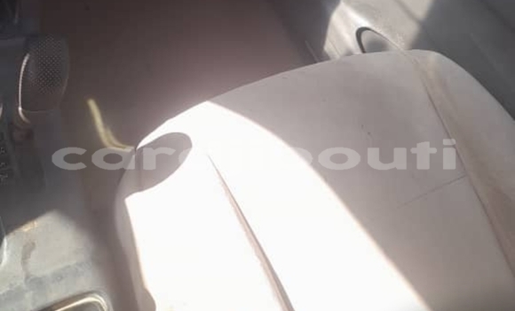 Acheter Occasion Voiture Mitsubishi Pajero Blanc à Djibouti, Djibouti Region Acheter Occasion Voiture Mitsubishi Pajero Blanc à Djibouti, Djibouti Region