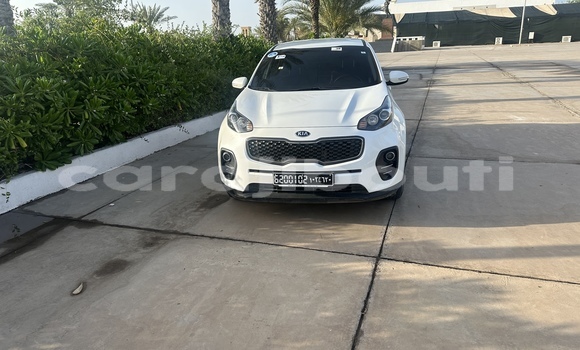 Acheter Occasion Voiture Kia Sportage Blanc à Djibouti, Djibouti Region Acheter Occasion Voiture Kia Sportage Blanc à Djibouti, Djibouti Region