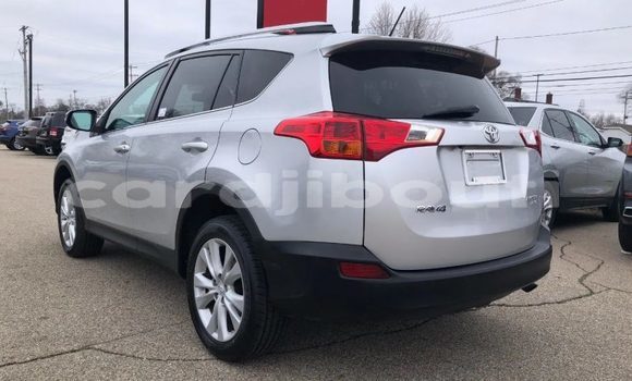 Acheter Import Voiture Toyota RAV4 Gris à Djibouti, Djibouti Region Acheter Import Voiture Toyota RAV4 Gris à Djibouti, Djibouti Region