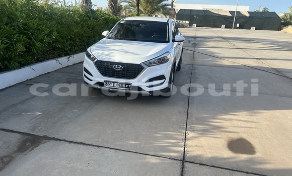 Acheter Occasion Voiture Hyundai Tucson Blanc à Djibouti, Djibouti Region Acheter Occasion Voiture Hyundai Tucson Blanc à Djibouti, Djibouti Region
