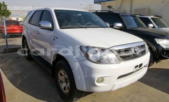 Buy Import Toyota Fortuner White Car in Import - Dubai in Ali Sabieh Region Buy Import Toyota Fortuner White Car in Import - Dubai in Ali Sabieh Region