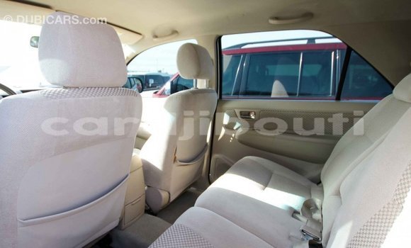 Buy Import Toyota Fortuner White Car in Import - Dubai in Ali Sabieh Region Buy Import Toyota Fortuner White Car in Import - Dubai in Ali Sabieh Region
