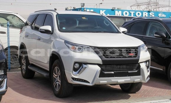 Buy Import Toyota Fortuner White Car in Import - Dubai in Ali Sabieh Region Buy Import Toyota Fortuner White Car in Import - Dubai in Ali Sabieh Region