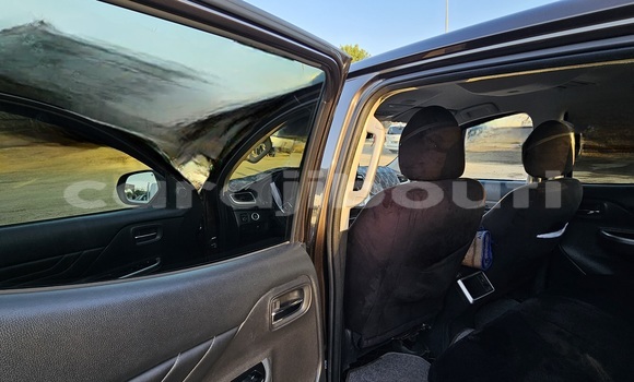 Acheter Neuf Voiture Mitsubishi L200 Marron à Djibouti, Djibouti Region Acheter Neuf Voiture Mitsubishi L200 Marron à Djibouti, Djibouti Region