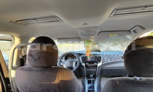 Acheter Neuf Voiture Mitsubishi L200 Marron à Djibouti, Djibouti Region Acheter Neuf Voiture Mitsubishi L200 Marron à Djibouti, Djibouti Region