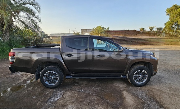 Acheter Neuf Voiture Mitsubishi L200 Marron à Djibouti, Djibouti Region Acheter Neuf Voiture Mitsubishi L200 Marron à Djibouti, Djibouti Region