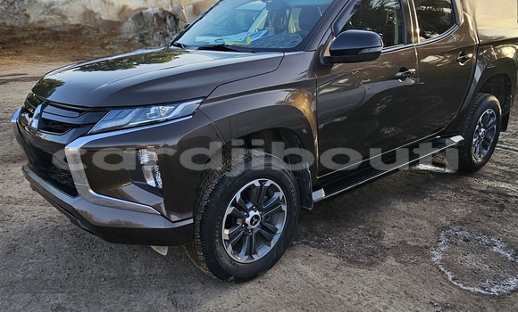 Acheter Neuf Voiture Mitsubishi L200 Marron à Djibouti, Djibouti Region Acheter Neuf Voiture Mitsubishi L200 Marron à Djibouti, Djibouti Region