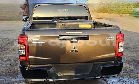 Acheter Neuf Voiture Mitsubishi L200 Marron à Djibouti, Djibouti Region Acheter Neuf Voiture Mitsubishi L200 Marron à Djibouti, Djibouti Region