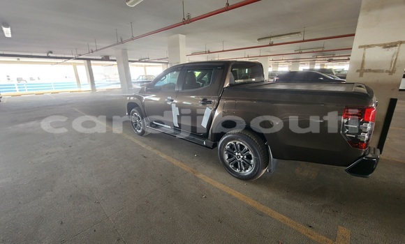 Acheter Neuf Voiture Mitsubishi L200 Marron à Djibouti, Djibouti Region Acheter Neuf Voiture Mitsubishi L200 Marron à Djibouti, Djibouti Region