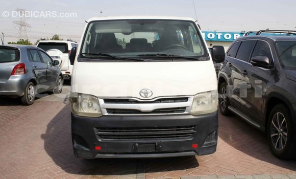 Buy Import Toyota Hiace White Car in Import - Dubai in Ali Sabieh Region Buy Import Toyota Hiace White Car in Import - Dubai in Ali Sabieh Region