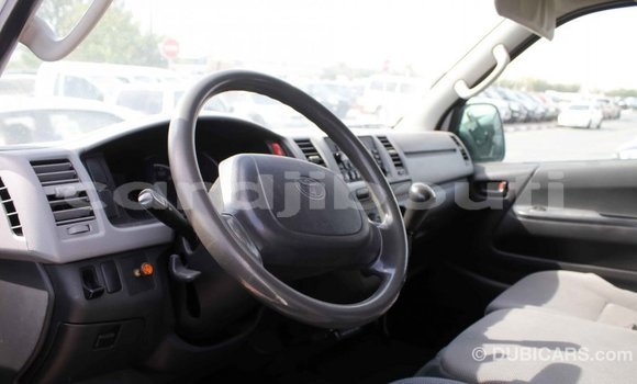 Buy Import Toyota Hiace White Car in Import - Dubai in Ali Sabieh Region Buy Import Toyota Hiace White Car in Import - Dubai in Ali Sabieh Region