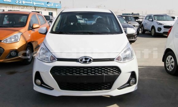 Buy Import Hyundai i10 White Car in Import - Dubai in Ali Sabieh Region Buy Import Hyundai i10 White Car in Import - Dubai in Ali Sabieh Region
