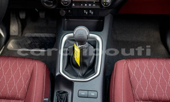 Acheter Neuf Voiture Toyota Hilux Blanc à Djibouti, Djibouti Region Acheter Neuf Voiture Toyota Hilux Blanc à Djibouti, Djibouti Region