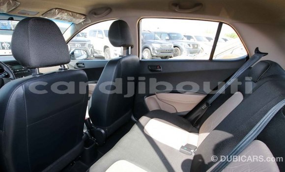 Buy Import Hyundai i10 White Car in Import - Dubai in Ali Sabieh Region Buy Import Hyundai i10 White Car in Import - Dubai in Ali Sabieh Region