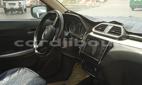 Acheter Occasion Voiture Suzuki Dzire Bleu à Djibouti city, East africa Acheter Occasion Voiture Suzuki Dzire Bleu à Djibouti city, East africa