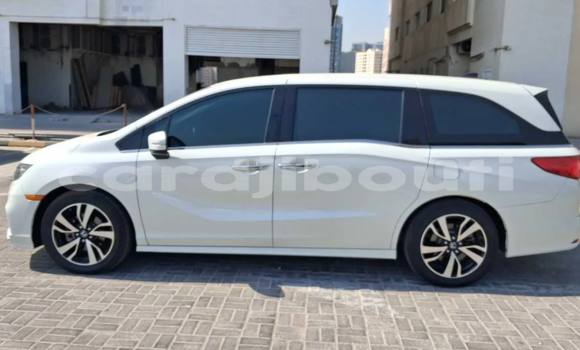 Acheter Occasion Voiture Honda Odyssey Blanc à Djibouti, Djibouti Region Acheter Occasion Voiture Honda Odyssey Blanc à Djibouti, Djibouti Region