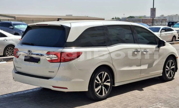 Acheter Occasion Voiture Honda Odyssey Blanc à Djibouti, Djibouti Region Acheter Occasion Voiture Honda Odyssey Blanc à Djibouti, Djibouti Region