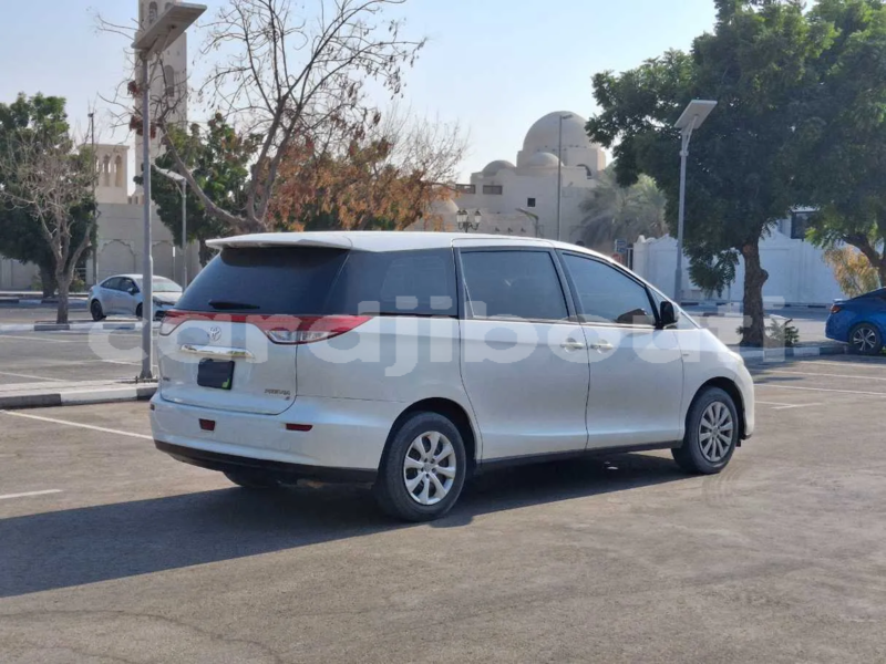 Big with watermark toyota previa djibouti region djibouti 4530