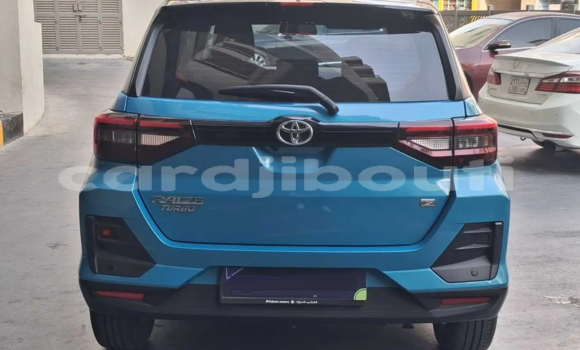 Acheter Occasion Voiture Toyota Ractis Bleu à Djibouti, Djibouti Region Acheter Occasion Voiture Toyota Ractis Bleu à Djibouti, Djibouti Region