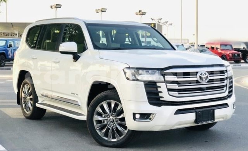 Big with watermark toyota land cruiser djibouti region djibouti 4539