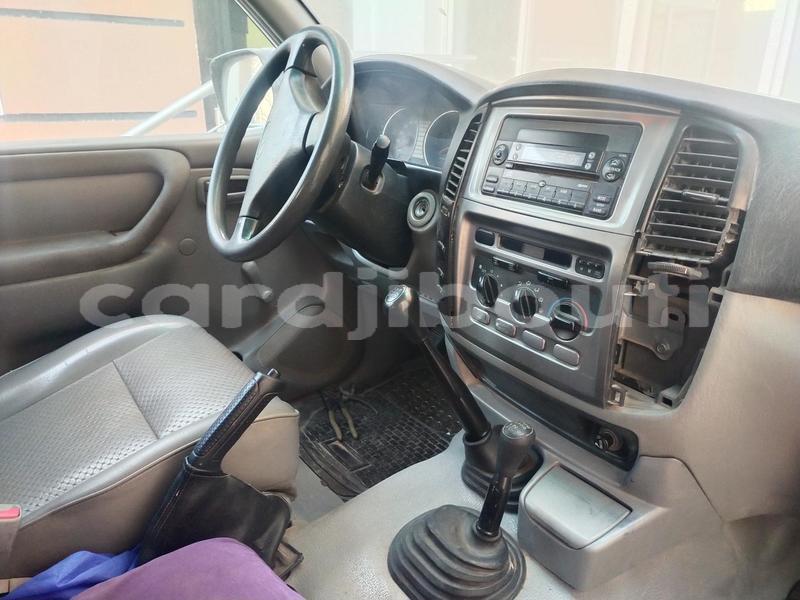 Big with watermark toyota land cruiser prado east africa djibouti city 4543