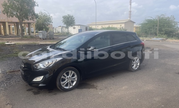 Acheter Occasion Voiture Hyundai i30 Noir à Djibouti, Djibouti Region Acheter Occasion Voiture Hyundai i30 Noir à Djibouti, Djibouti Region