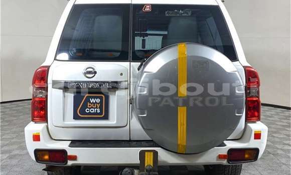 Acheter Occasion Voiture Nissan Patrol Blanc à Djibouti, Djibouti Region