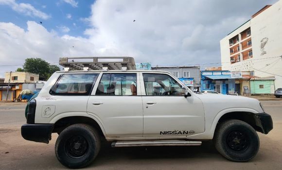 Acheter Occasion Voiture Nissan Patrol Blanc à Djibouti, Djibouti Region
