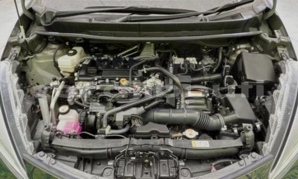 Acheter Occasion Voiture Toyota Aqua Gris à Djibouti, Djibouti Region Acheter Occasion Voiture Toyota Aqua Gris à Djibouti, Djibouti Region