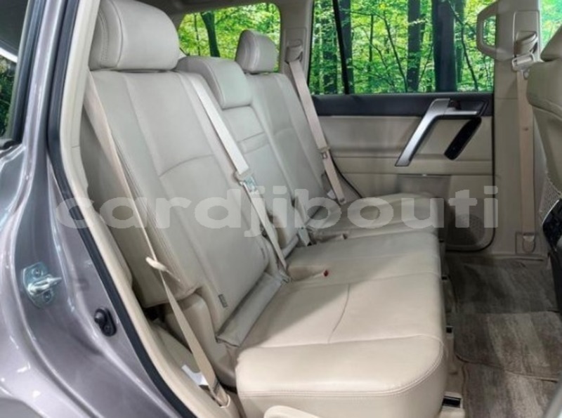 Big with watermark toyota land cruiser prado east africa djibouti city 4560