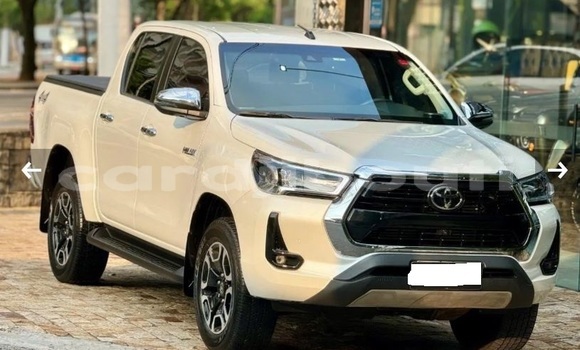 Acheter Occasion Voiture Toyota Hilux Blanc à Djibouti, Djibouti Region