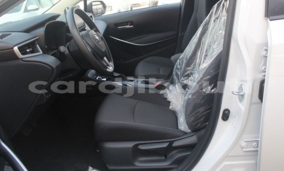Acheter Occasion Voiture Toyota Corolla Blanc à Djibouti city, East africa Acheter Occasion Voiture Toyota Corolla Blanc à Djibouti city, East africa