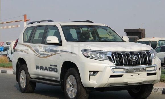 Acheter Occasion Voiture Toyota Land Cruiser Prado Blanc à Djibouti, Djibouti Region Acheter Occasion Voiture Toyota Land Cruiser Prado Blanc à Djibouti, Djibouti Region