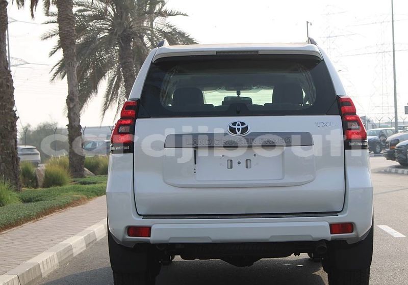 Big with watermark toyota land cruiser prado djibouti region djibouti 4570