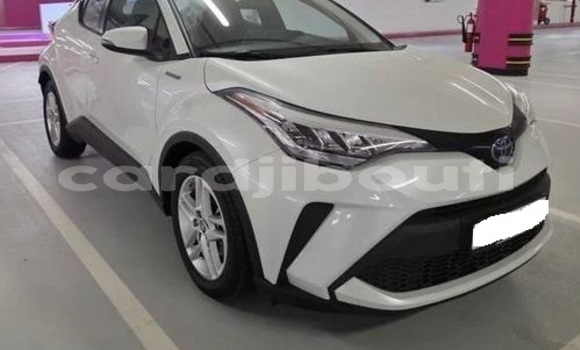 Acheter Occasion Voiture Toyota C-HR Blanc à Djibouti city, East africa