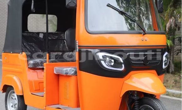 Acheter Occasion Moto Bajaj CT Rouge à Djibouti, Djibouti Region