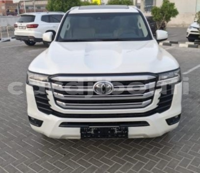 Big with watermark toyota land cruiser east africa djibouti city 4574