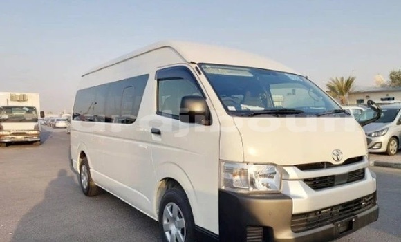 Buy Used Toyota Hiace White Car in Djibouti city in East africa Buy Used Toyota Hiace White Car in Djibouti city in East africa