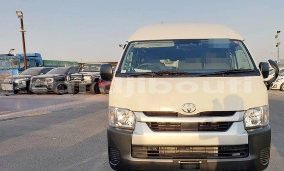 Buy Used Toyota Hiace White Car in Djibouti city in East africa Buy Used Toyota Hiace White Car in Djibouti city in East africa