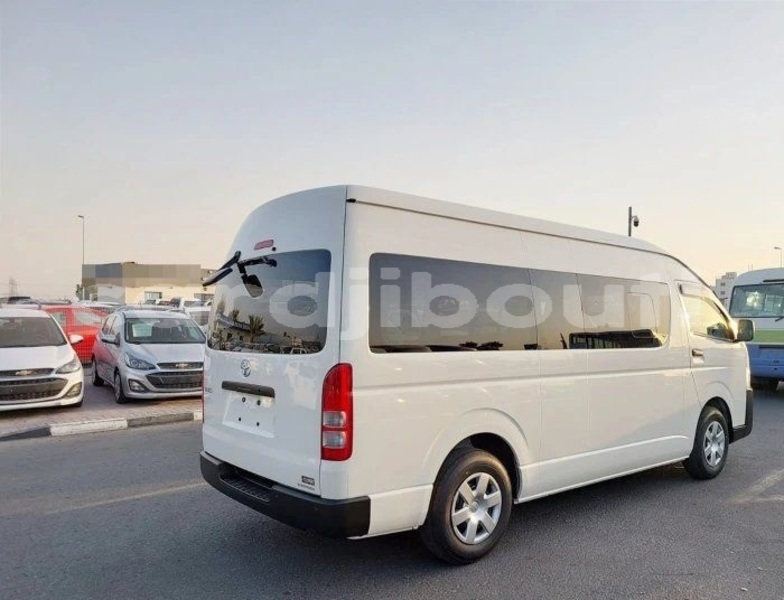 Big with watermark toyota hiace east africa djibouti city 4593