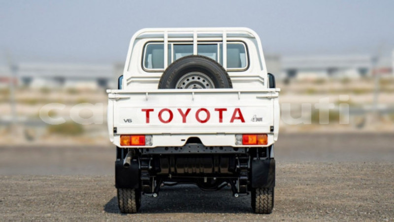 Big with watermark toyota land cruiser djibouti region djibouti 4597