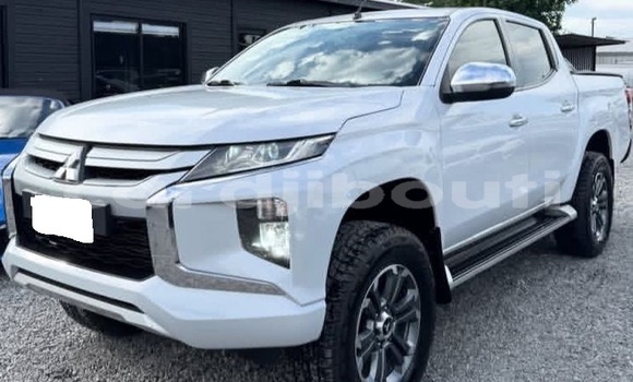 Buy Used Mitsubishi L200 White Car in Djibouti city in East africa Buy Used Mitsubishi L200 White Car in Djibouti city in East africa