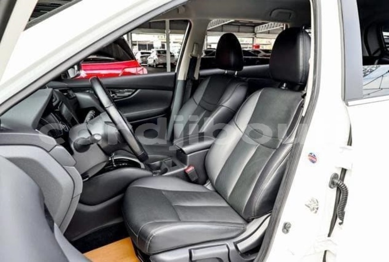Big with watermark nissan x trail east africa djibouti city 4617