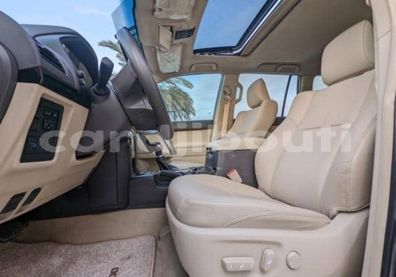 Big with watermark toyota land cruiser prado east africa djibouti city 4619