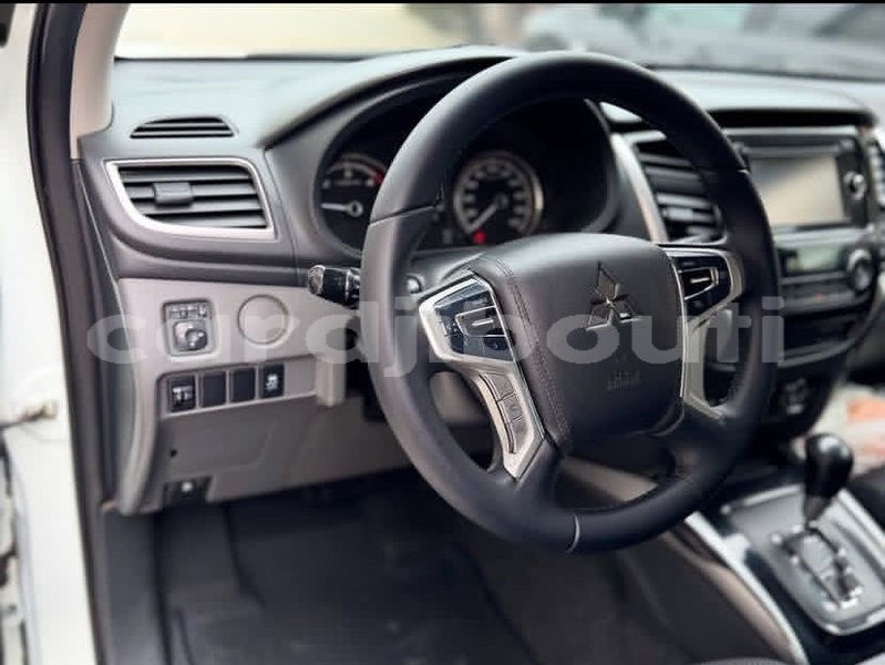 Big with watermark mitsubishi l200 east africa djibouti city 4622