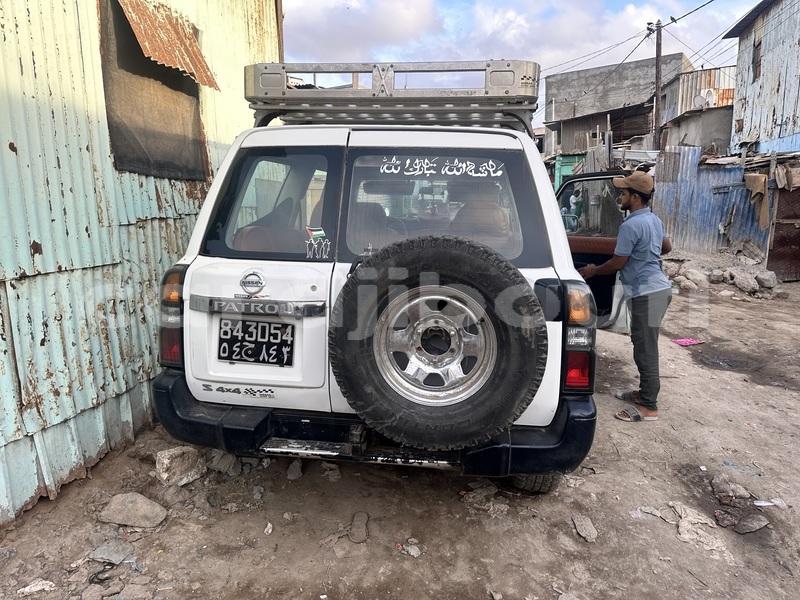 Big with watermark nissan patrol djibouti region djibouti 4624
