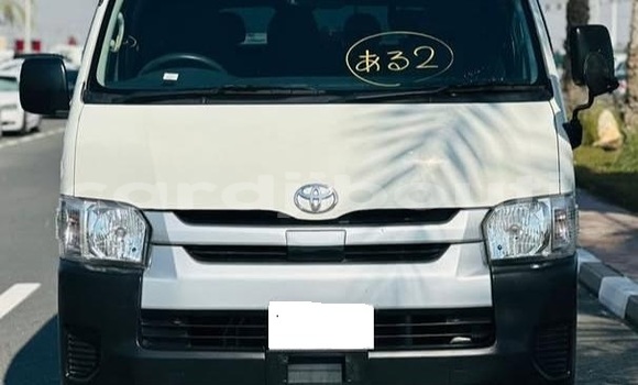 Acheter Occasion Voiture Toyota Hiace Blanc à Djibouti, Djibouti Region Acheter Occasion Voiture Toyota Hiace Blanc à Djibouti, Djibouti Region