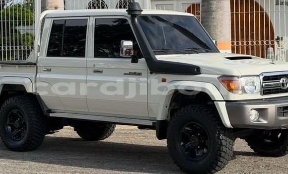 Acheter Occasion Voiture Toyota Land Cruiser Blanc à Djibouti, Djibouti Region