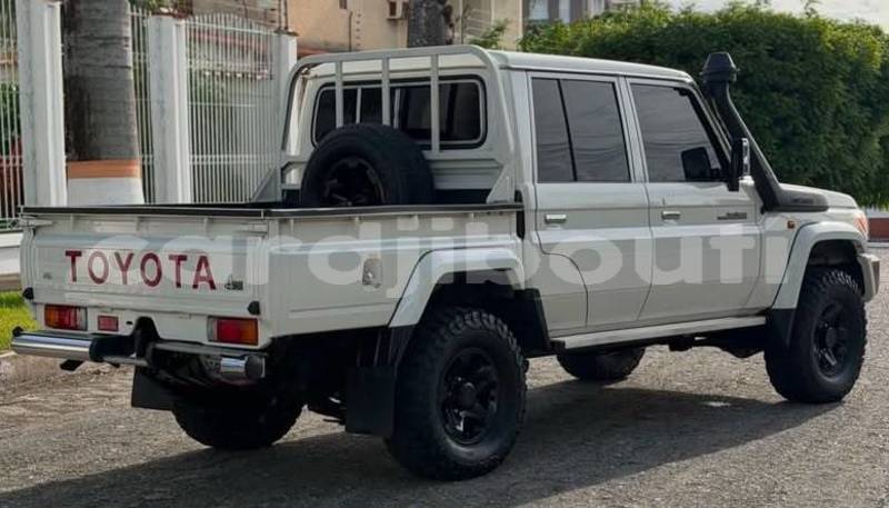 Big with watermark toyota land cruiser djibouti region djibouti 4645